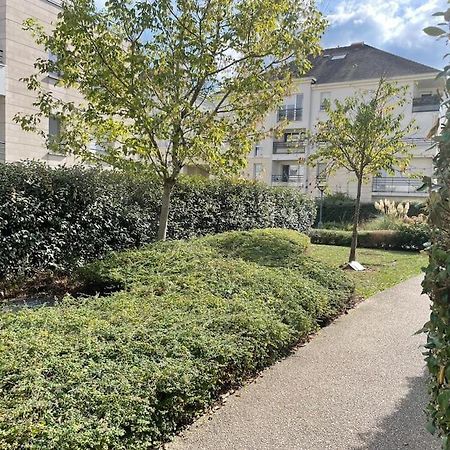 Studio 28 M2 & Jardin Privatif 20 M2 Montigny-le-Bretonneux Extérieur photo