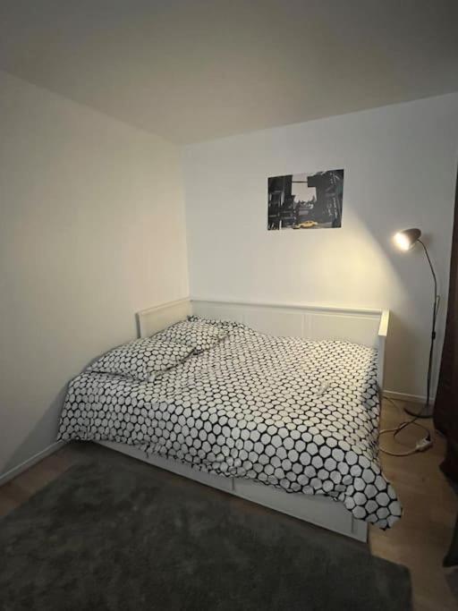 Studio 28 M2 & Jardin Privatif 20 M2 Montigny-le-Bretonneux Extérieur photo